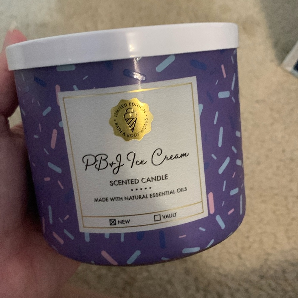 Bath & Body Works PB&J Ice Cream candle (2023)